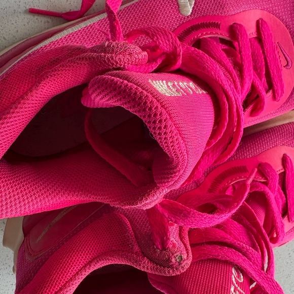Nike “Renew” Pink Athletic Shoes - ladies size 6.5 - Picture 2 of 5